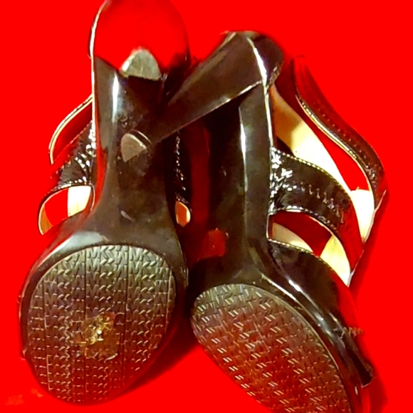 Mk ladies dress sandals 👞 - Picture 7 of 7